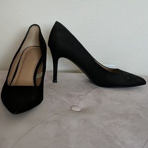Black Low Heel Pumps